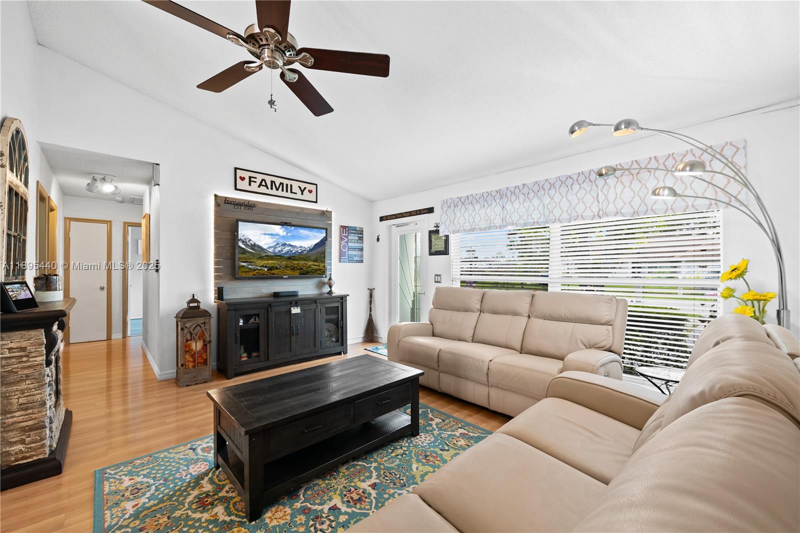 SUNRISE GOLF VILLAGE - Residential