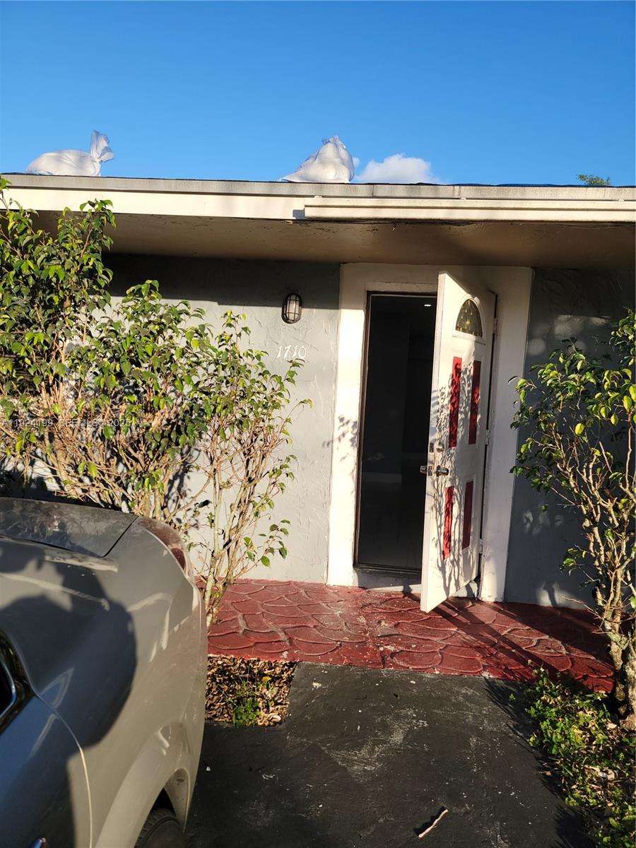 SPRINGBANK PARK SEC 2 - Residential Lease