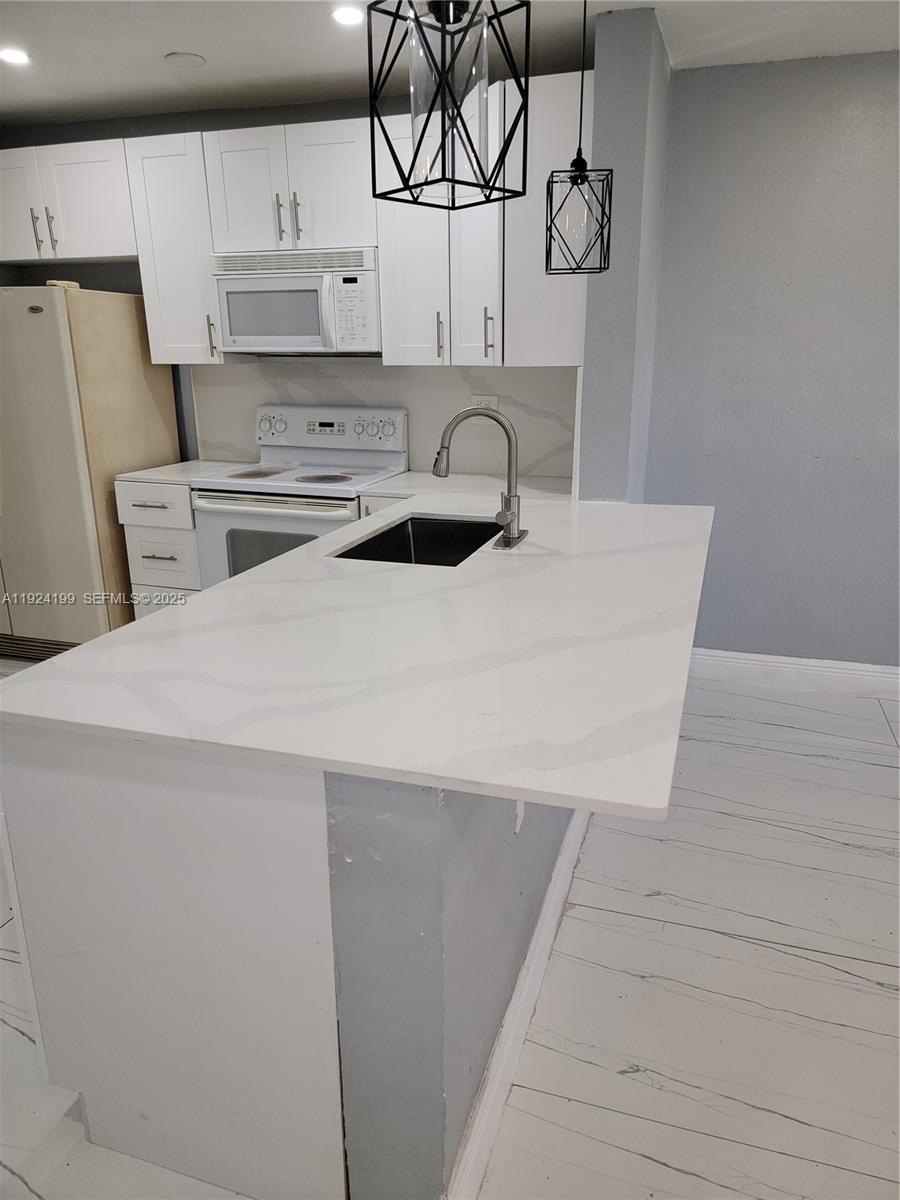 SPRINGBANK PARK SEC 2 - Residential Lease