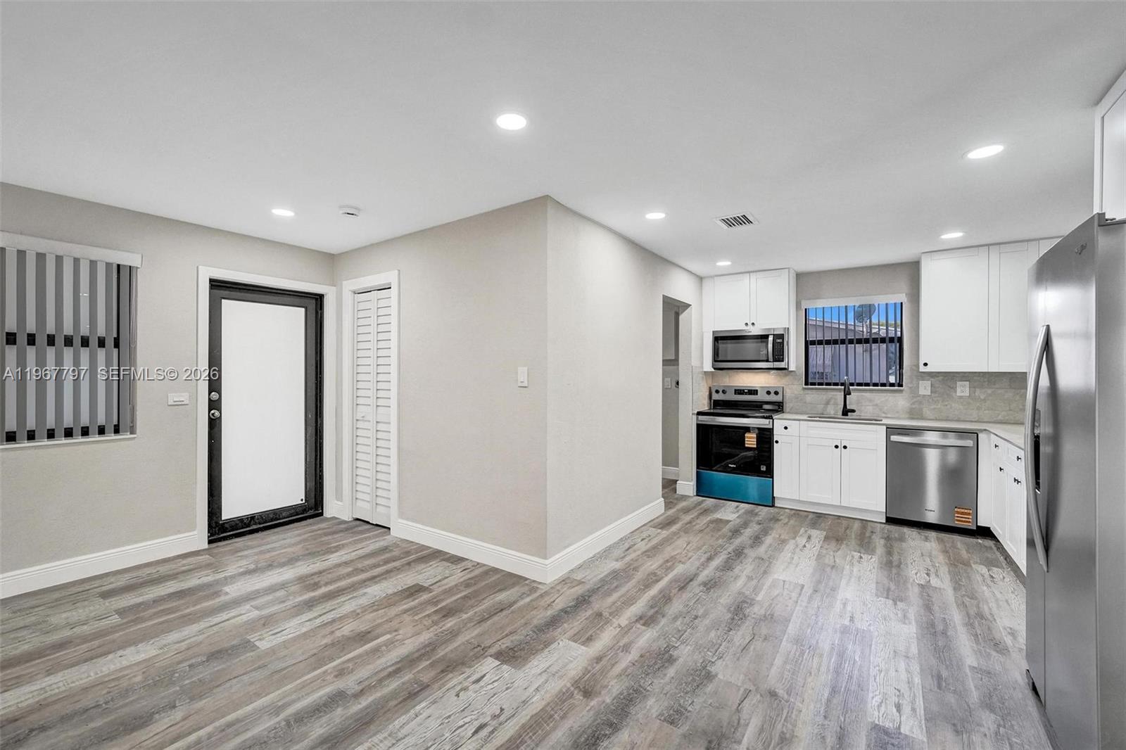 MYRTLE GROVE 2ND ADDN - Residential