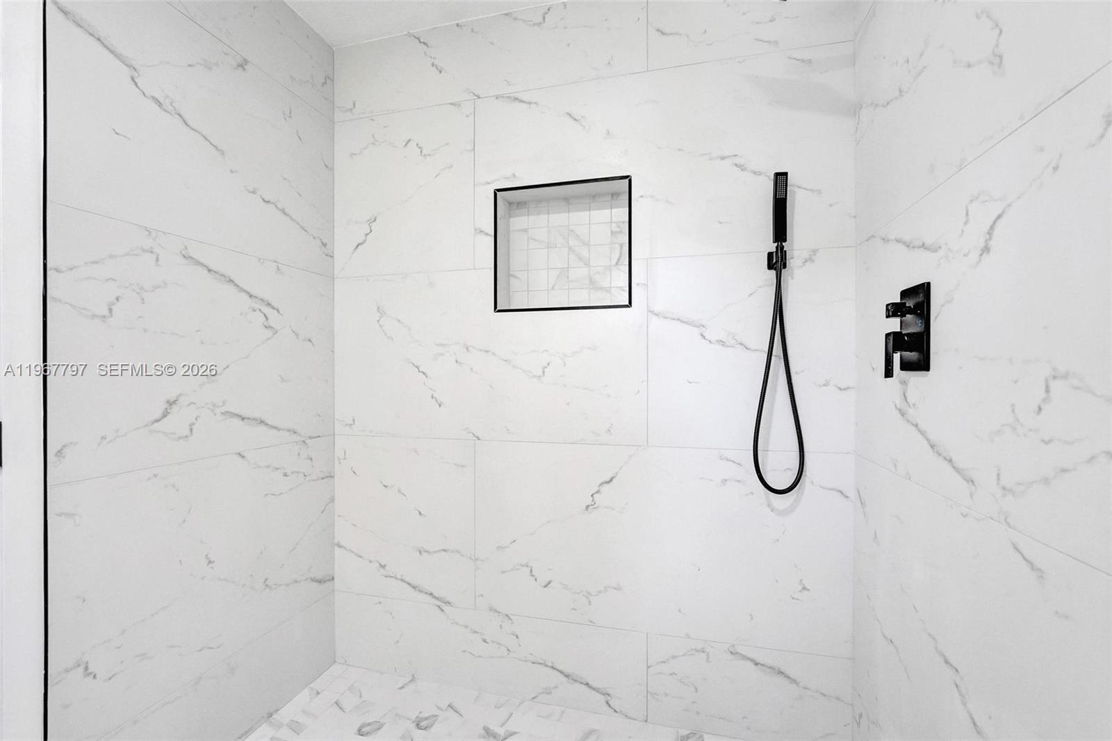 MYRTLE GROVE 2ND ADDN - Residential