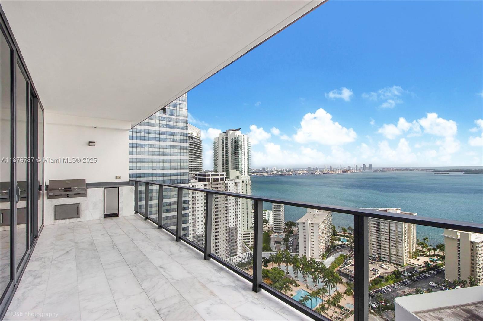 1451 Brickell Ave 3102