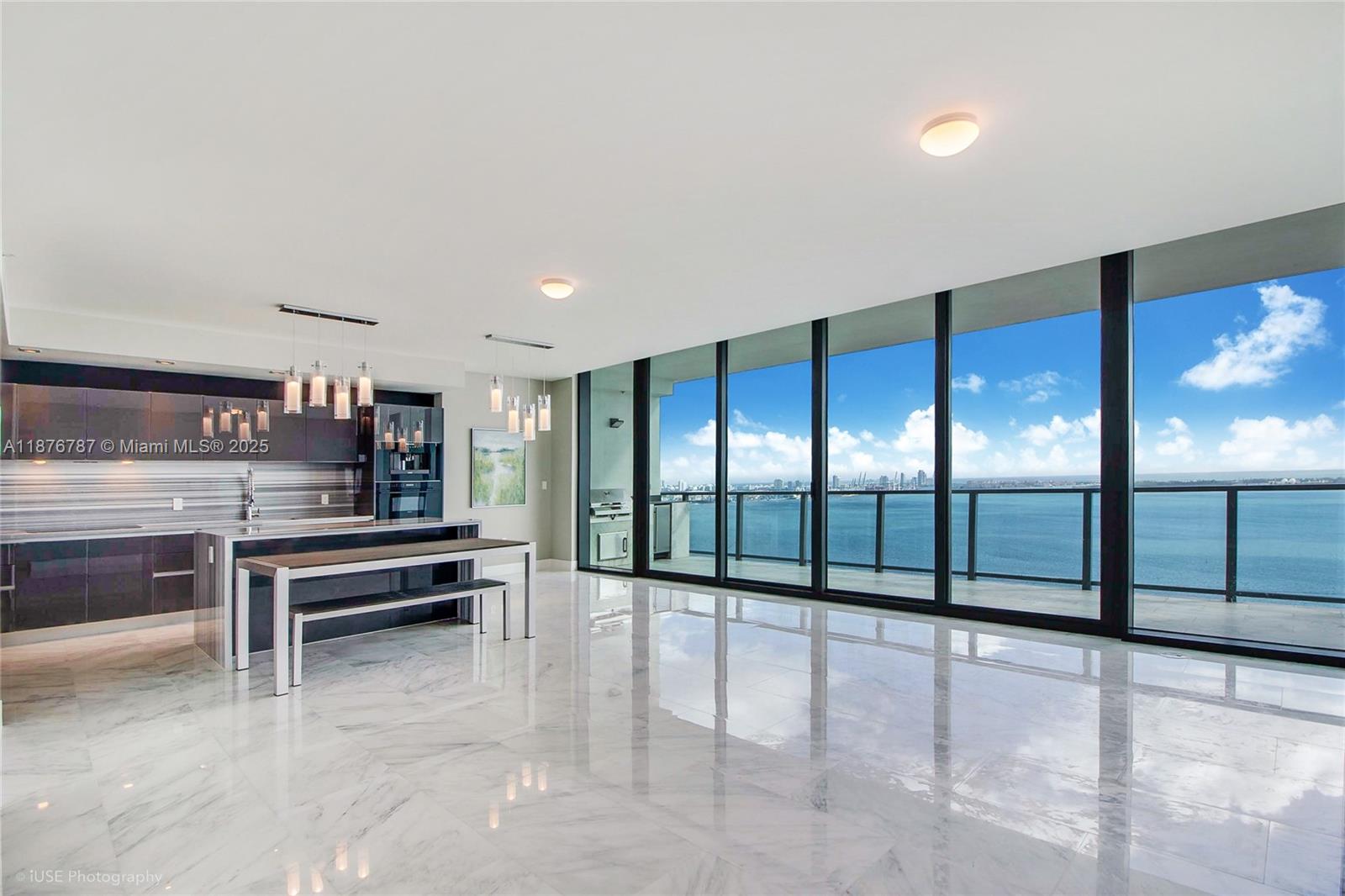 1451 Brickell Ave 3102
