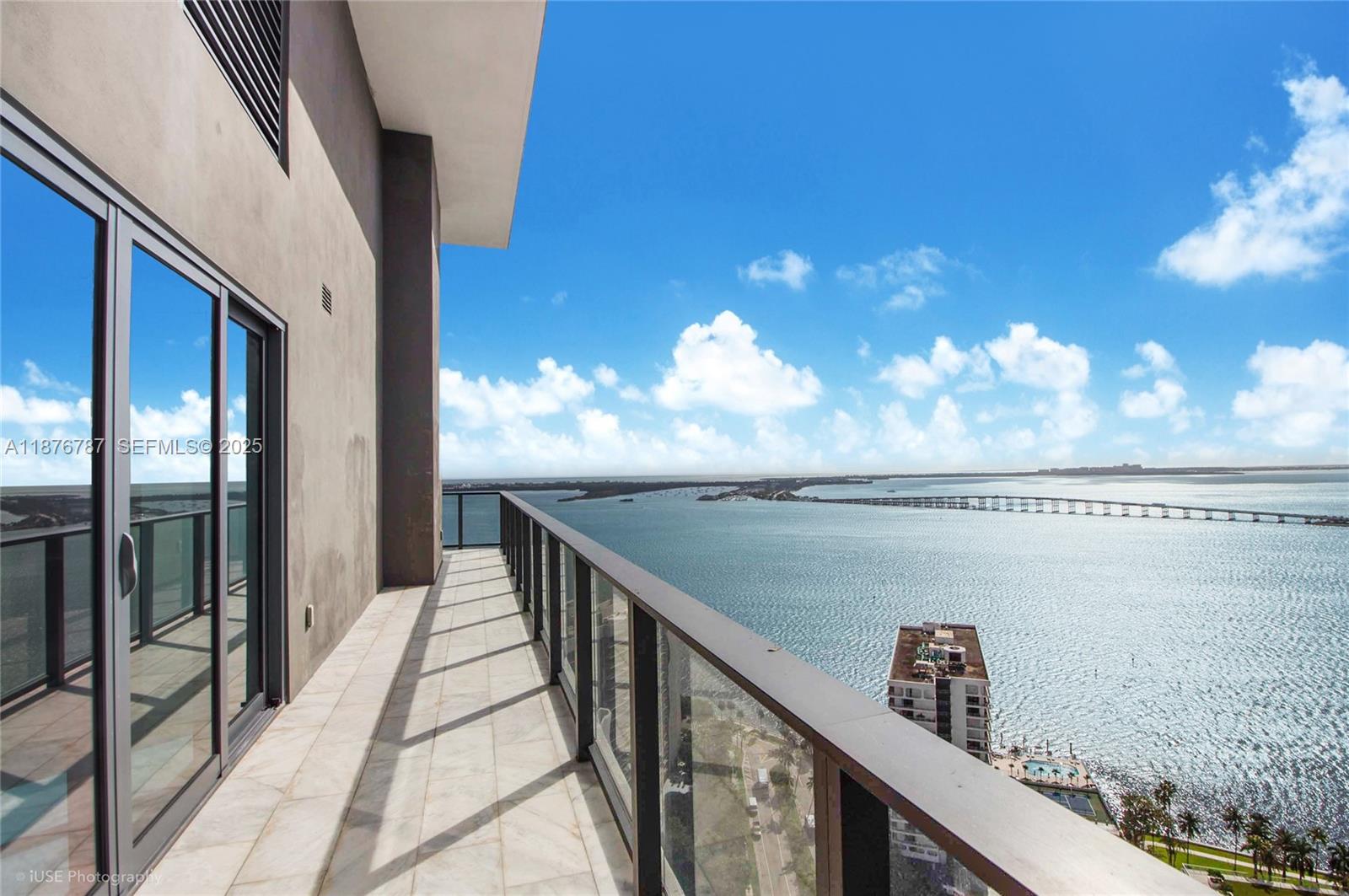 1451 Brickell Ave 3102