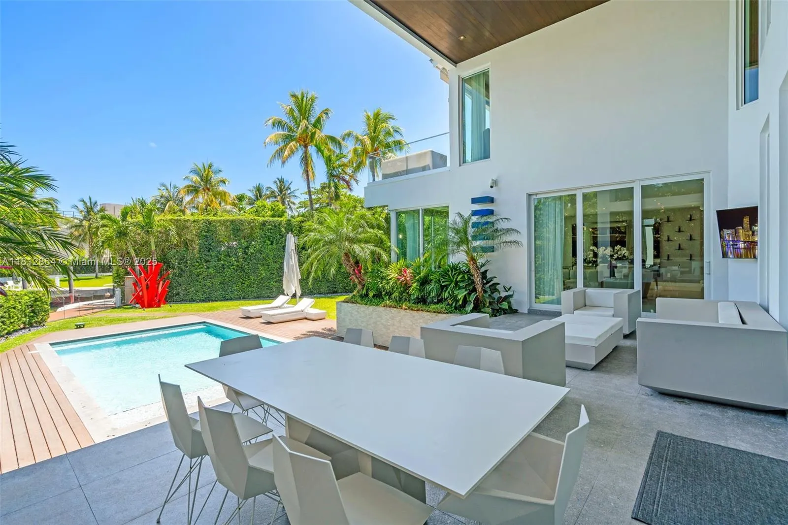 Key Biscayne, Florida 33149, United States, 6 Bedrooms Bedrooms, ,7 BathroomsBathrooms,Residential,Active,140635