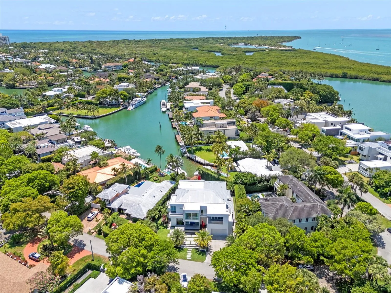 Key Biscayne, Florida 33149, United States, 6 Bedrooms Bedrooms, ,7 BathroomsBathrooms,Residential,Active,140635