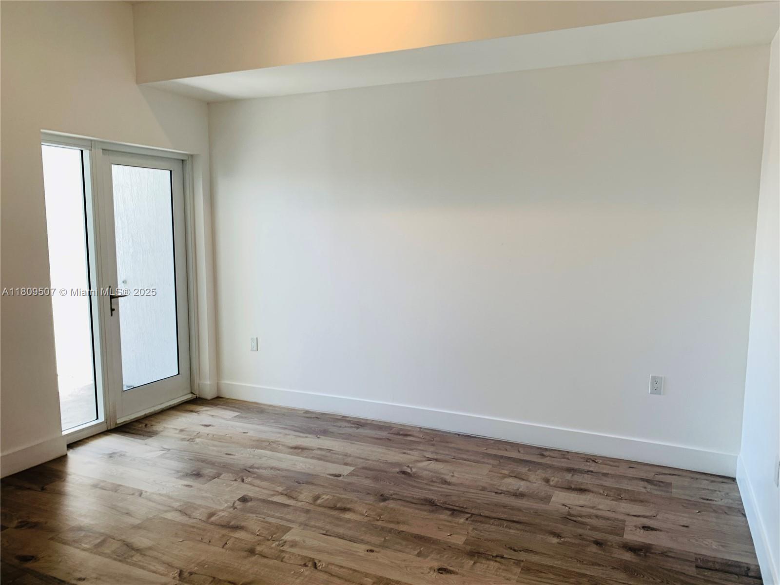 39 NW 7th Ave 505
