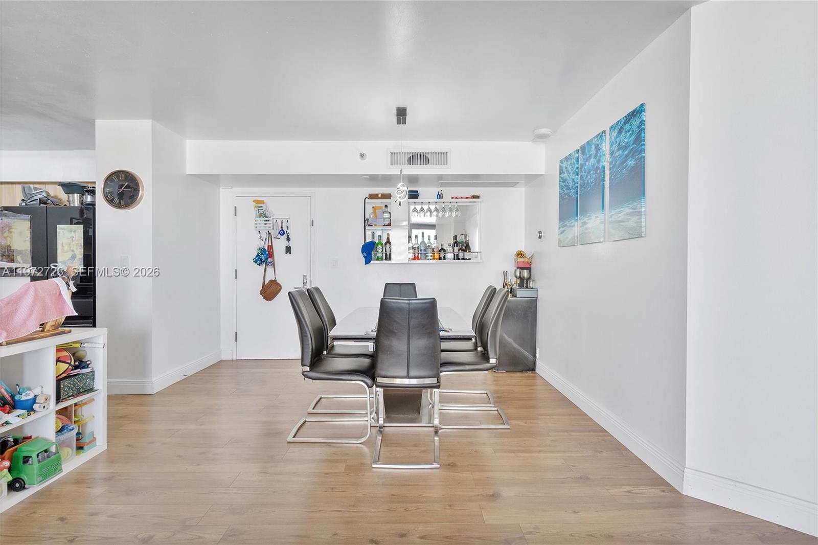 MYSTIC POINTE TOWER 500 C - Residential