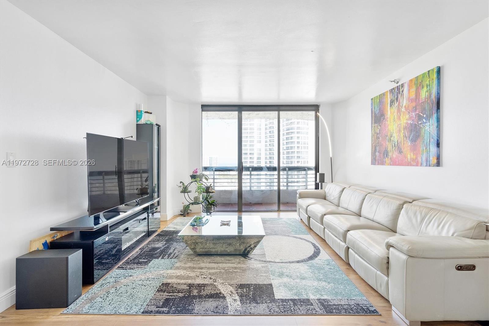 MYSTIC POINTE TOWER 500 C - Residential