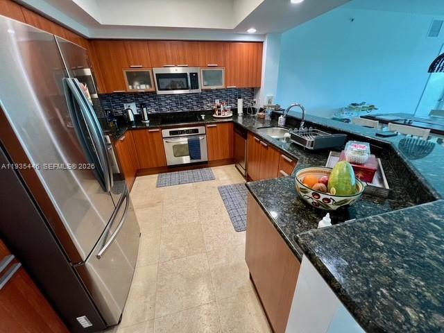 THE OAKS I CONDO - Residential