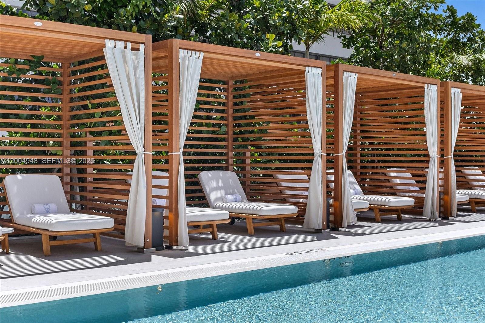 2678 TIGERTAIL CONDO - Residential