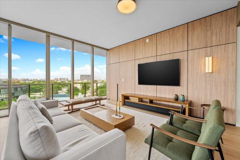 Photo of 2678 Tigertail Ave #701, Miami, FL 33133 (MLS # A12004948)