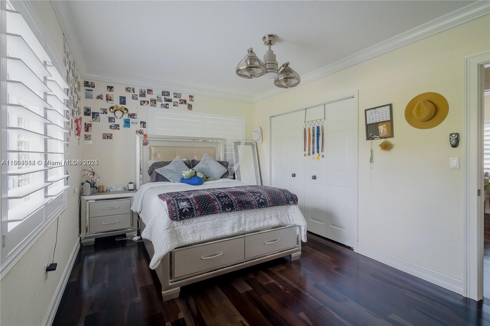 SUNSET VIEW - Residential Lease