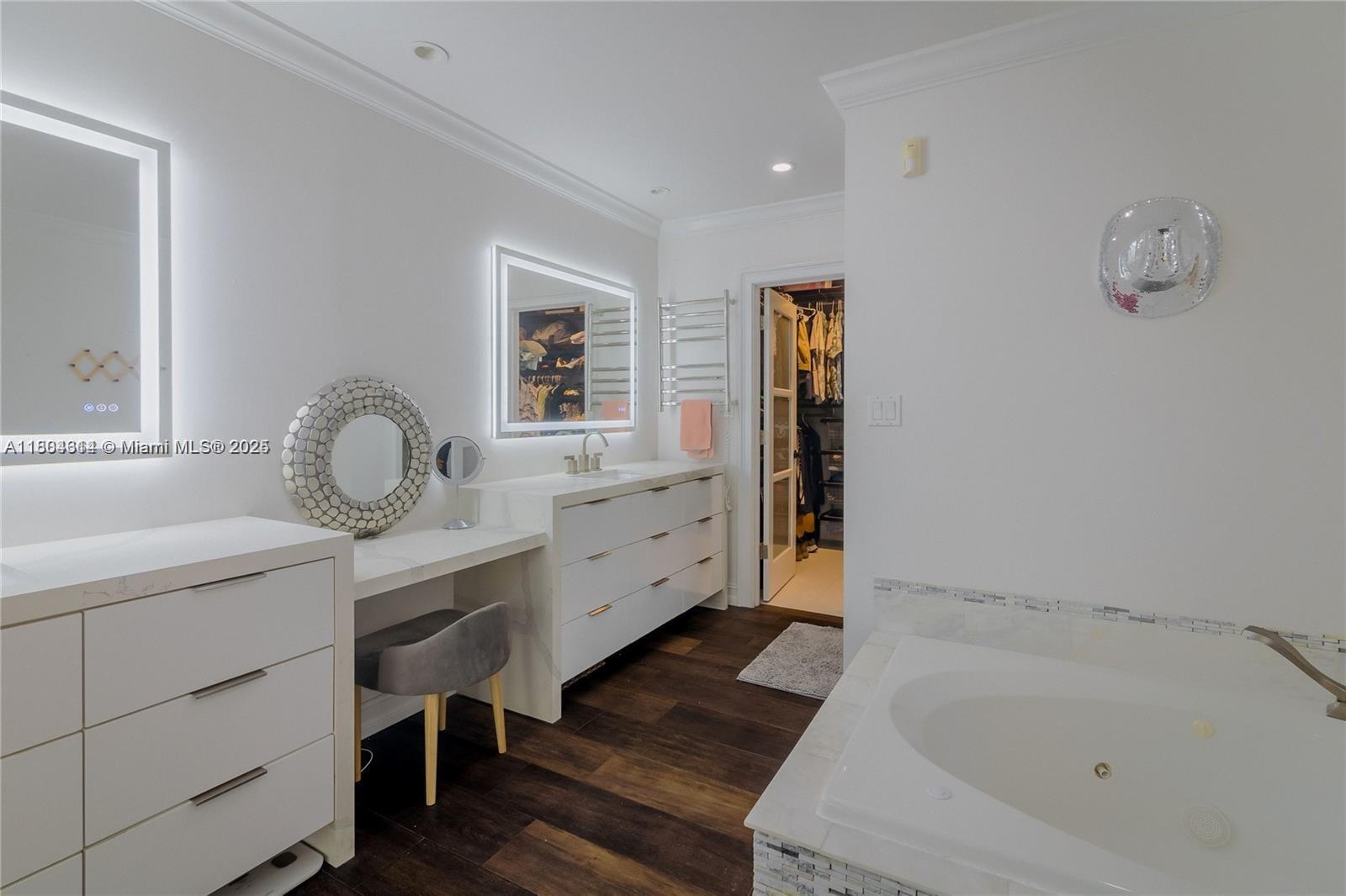 SUNSET VIEW - Residential Lease