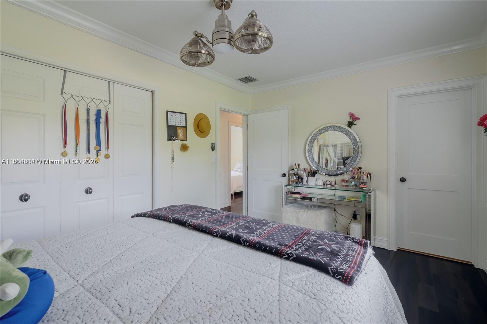 SUNSET VIEW - Residential Lease