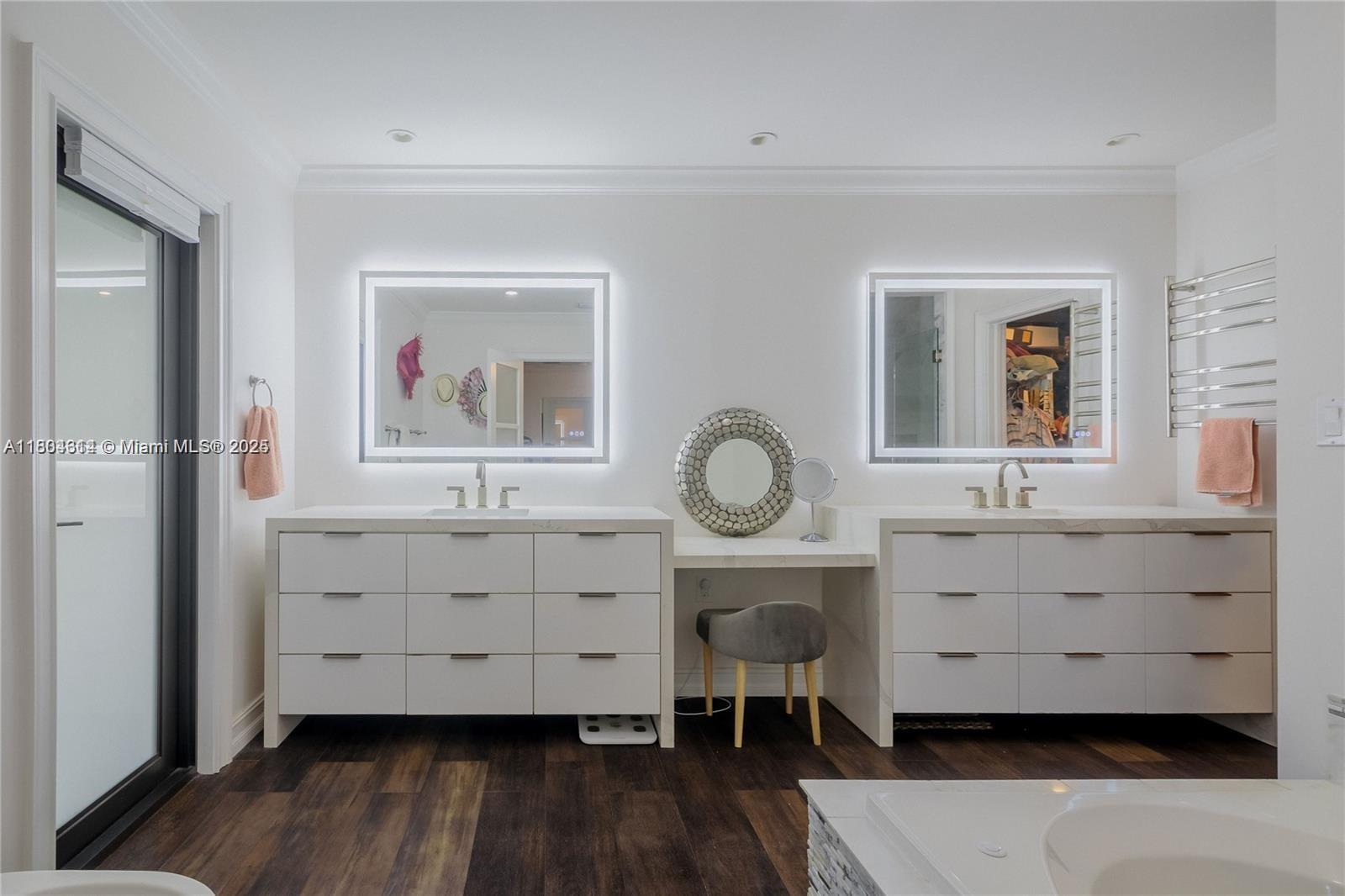 SUNSET VIEW - Residential Lease