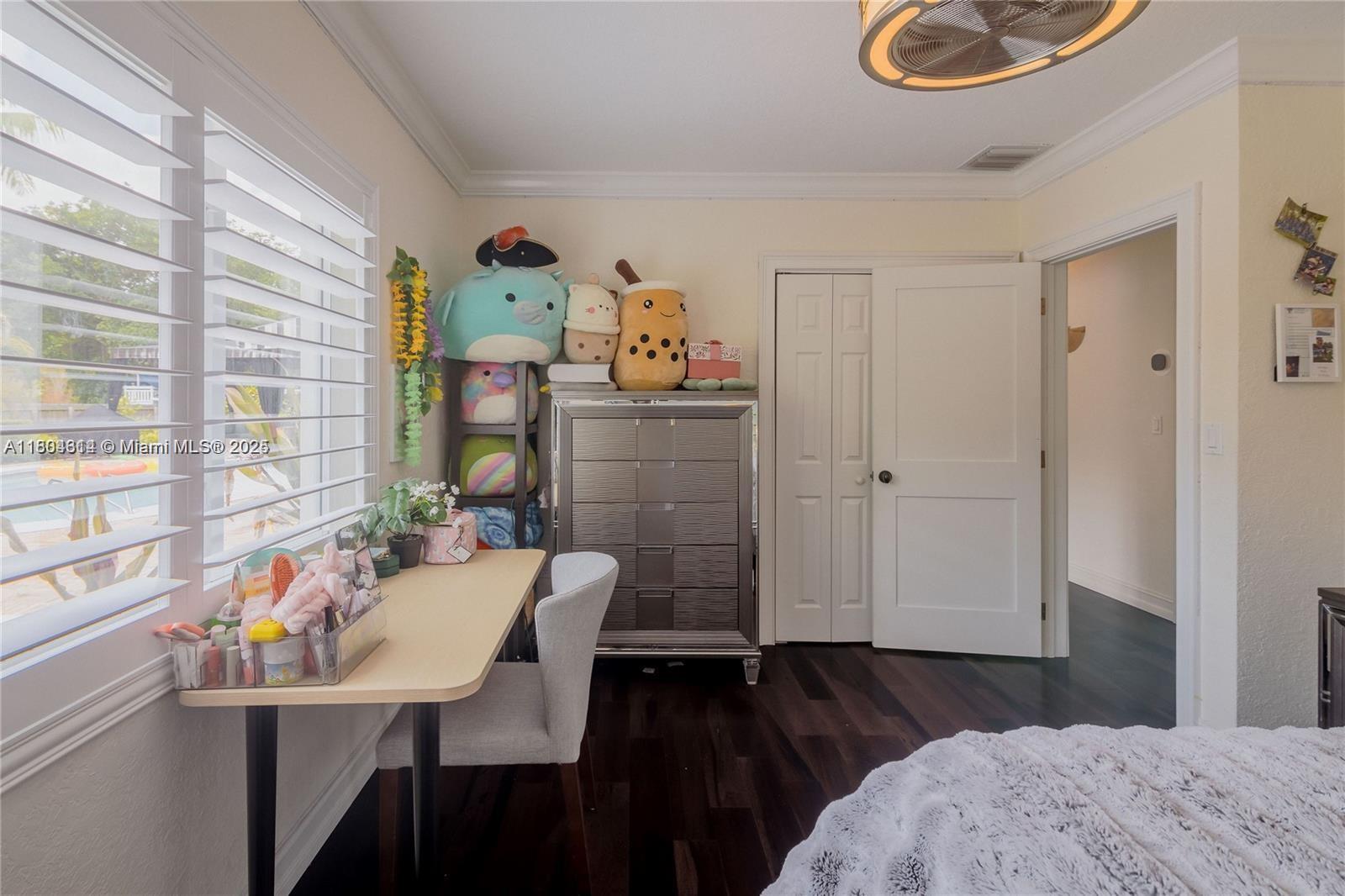 SUNSET VIEW - Residential Lease