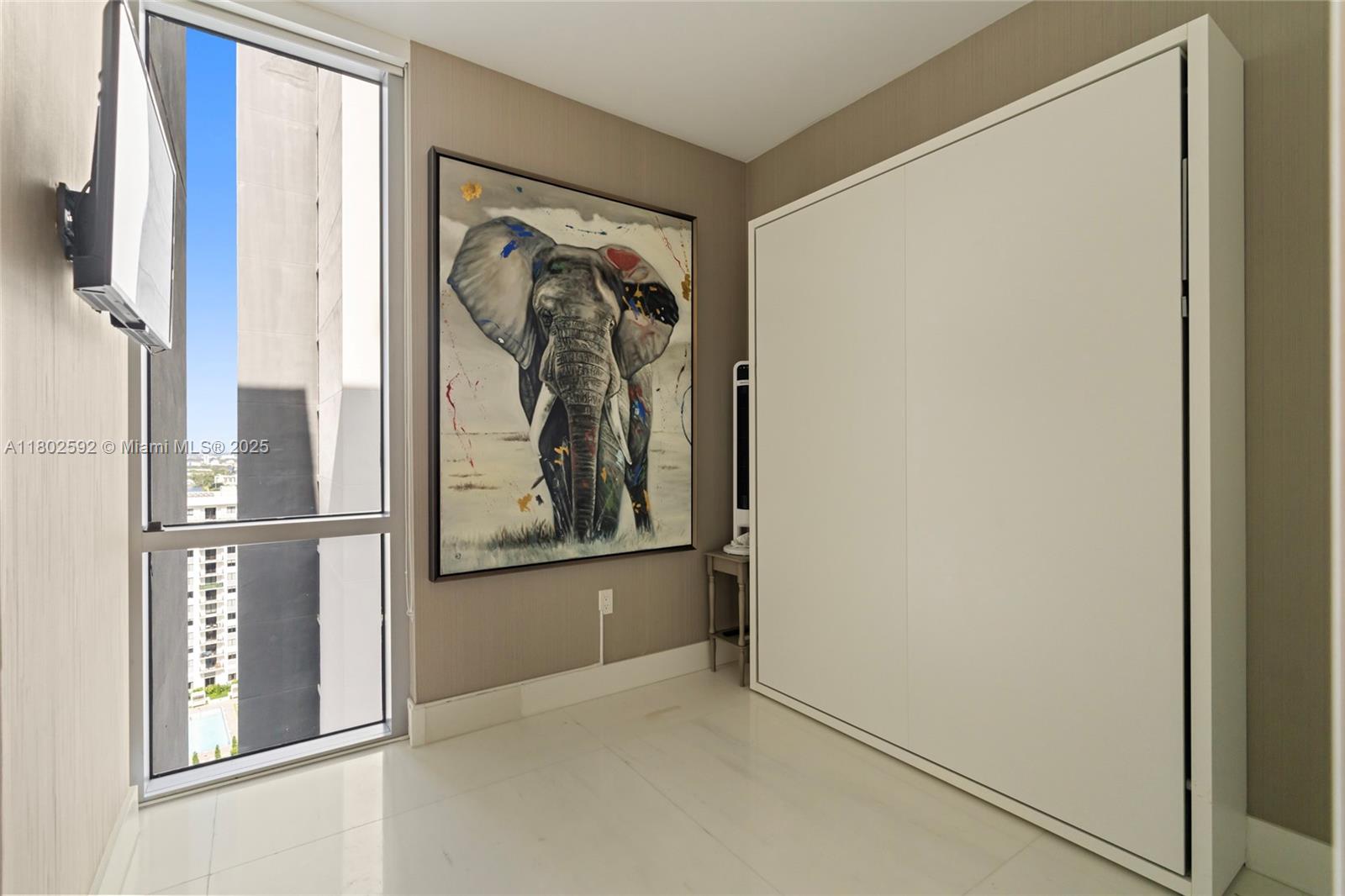 THE HARBOUR SOUTH CONDO - Residential Lease