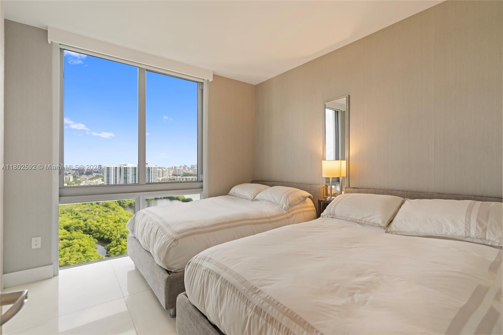 THE HARBOUR SOUTH CONDO - Residential Lease