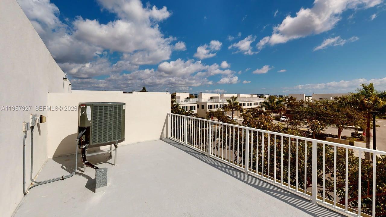 GRACE HOMES - Residential