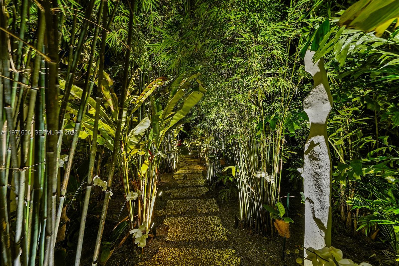 MIAMI SHORES SEC 3 - Residential