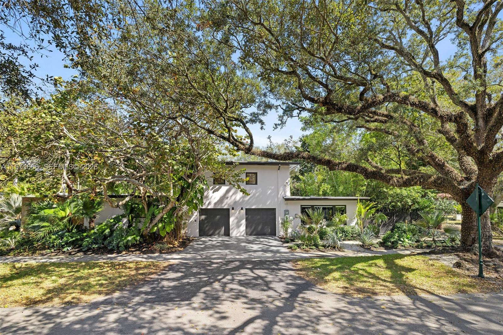 MIAMI SHORES SEC 3 - Residential