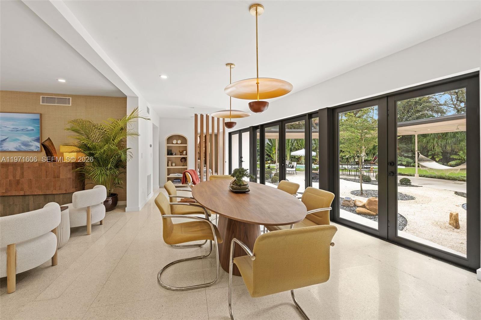 MIAMI SHORES SEC 3 - Residential