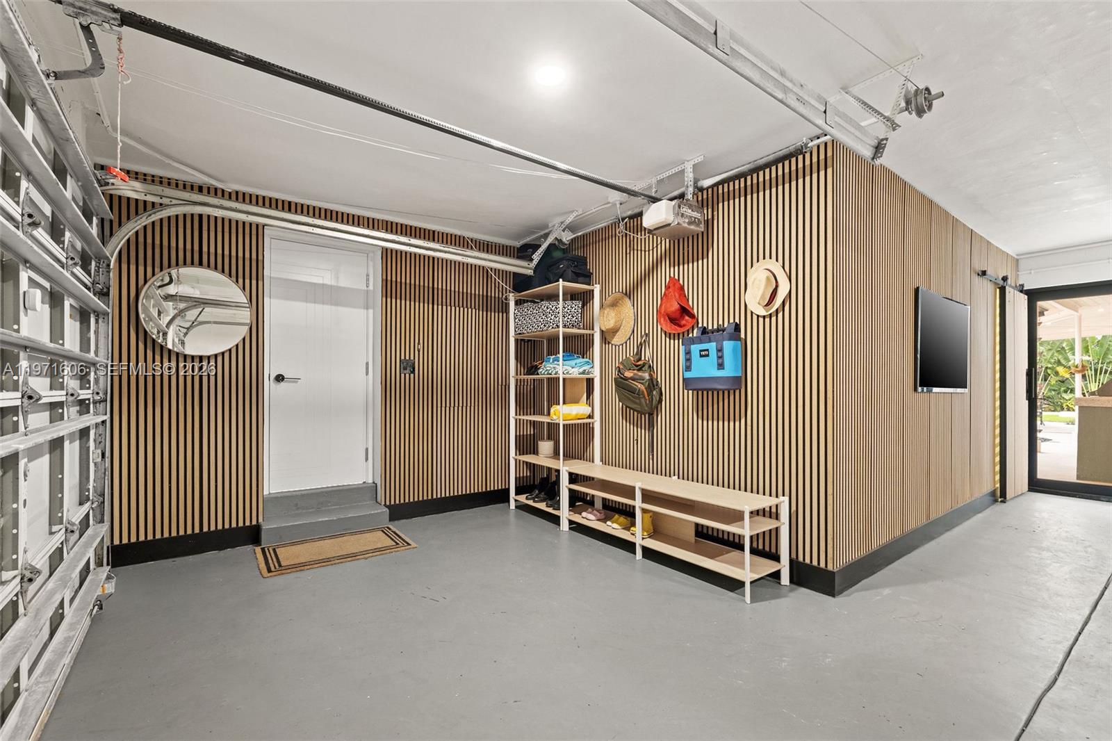 MIAMI SHORES SEC 3 - Residential