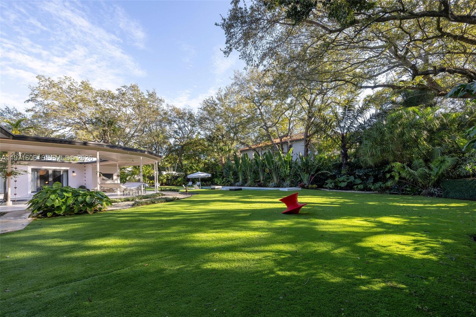 MIAMI SHORES SEC 3 - Residential