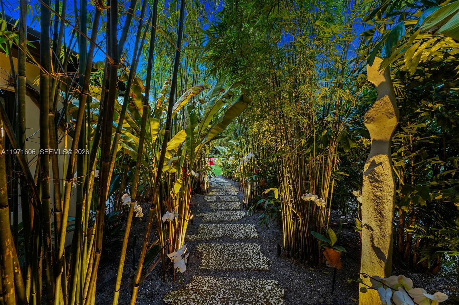 MIAMI SHORES SEC 3 - Residential