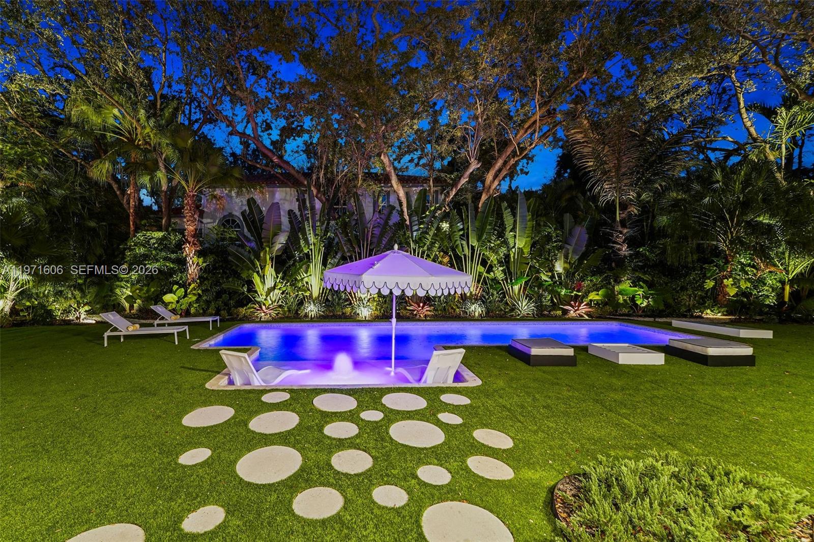 MIAMI SHORES SEC 3 - Residential