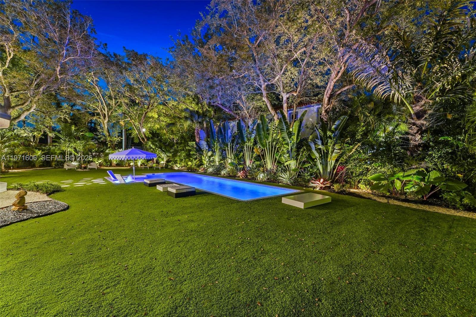 MIAMI SHORES SEC 3 - Residential