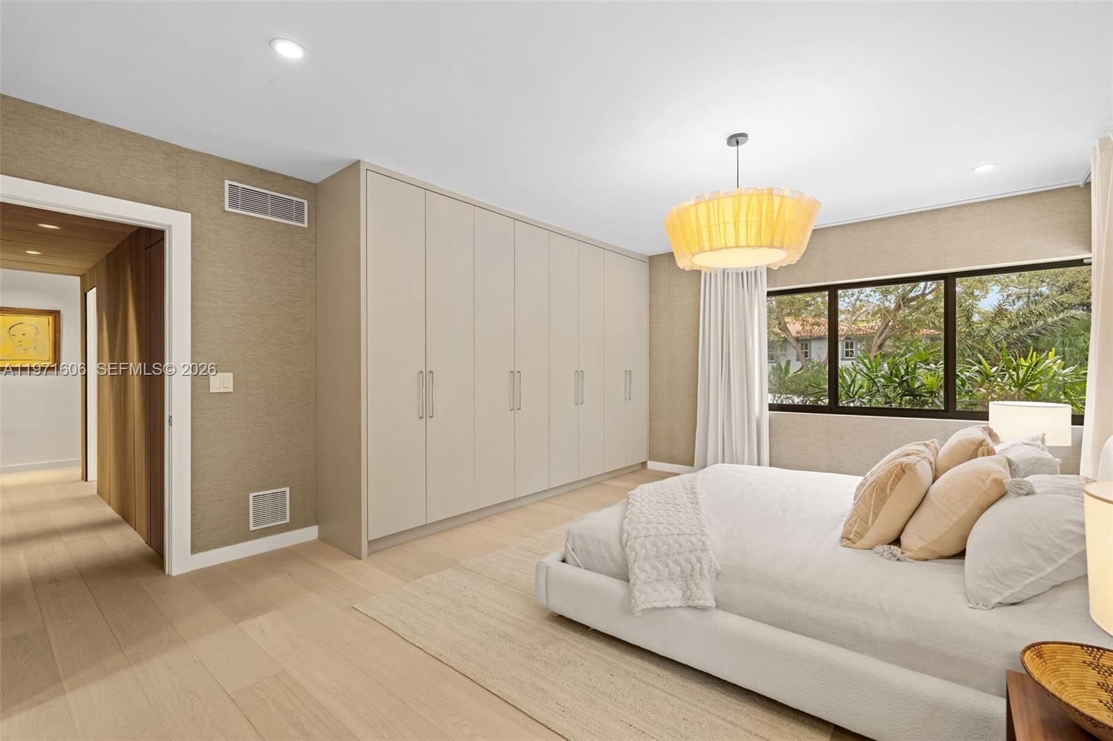 MIAMI SHORES SEC 3 - Residential