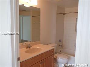 GATEWAY TO THE GROVE COND - Residential Lease