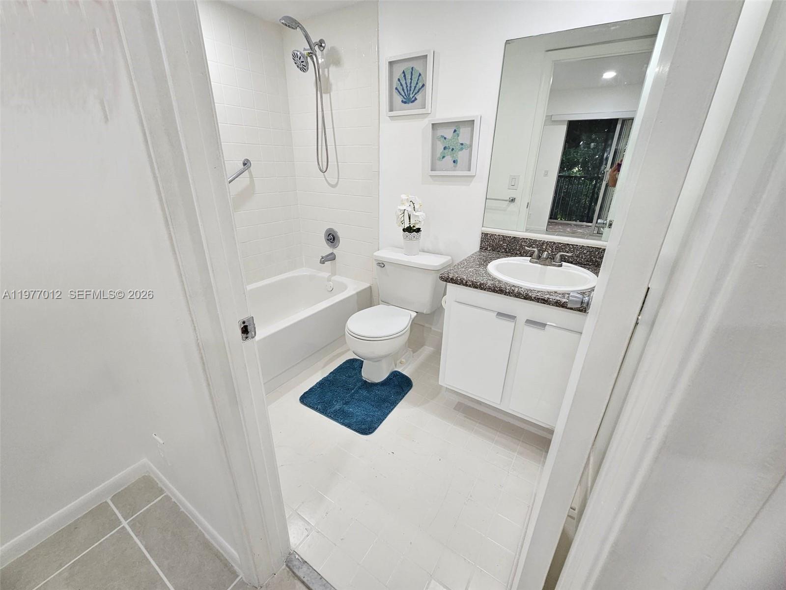 NEW HAMPTON AT CENTURY VIL - Residential Lease