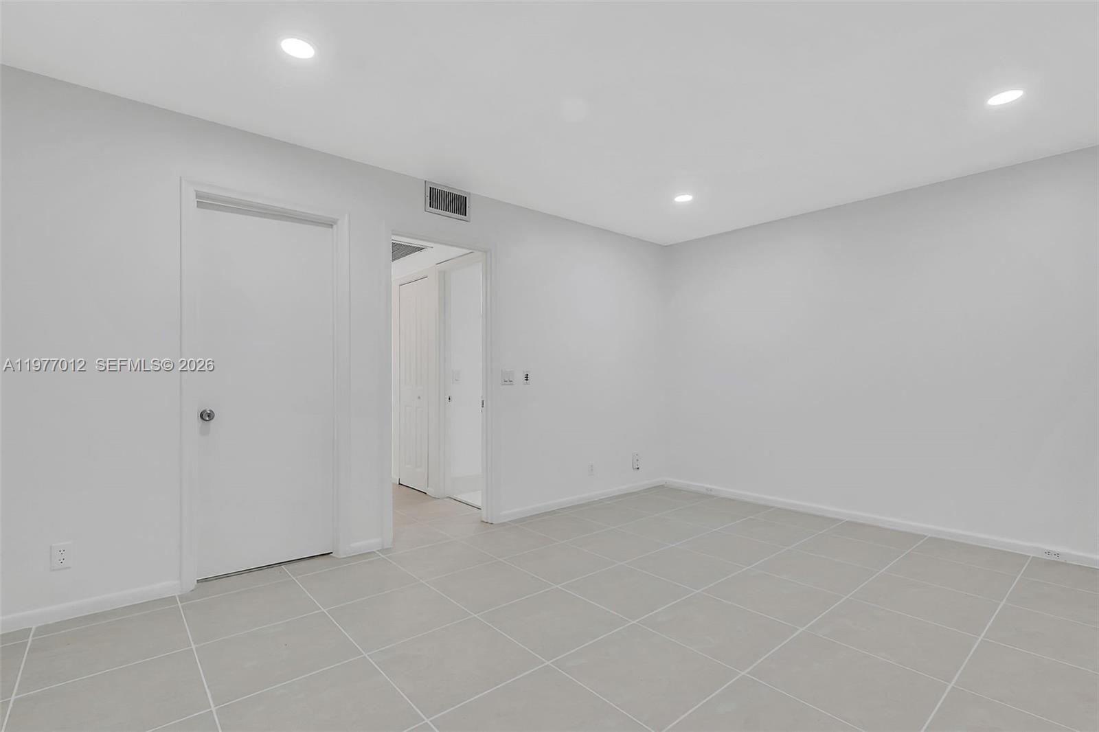 NEW HAMPTON AT CENTURY VIL - Residential Lease