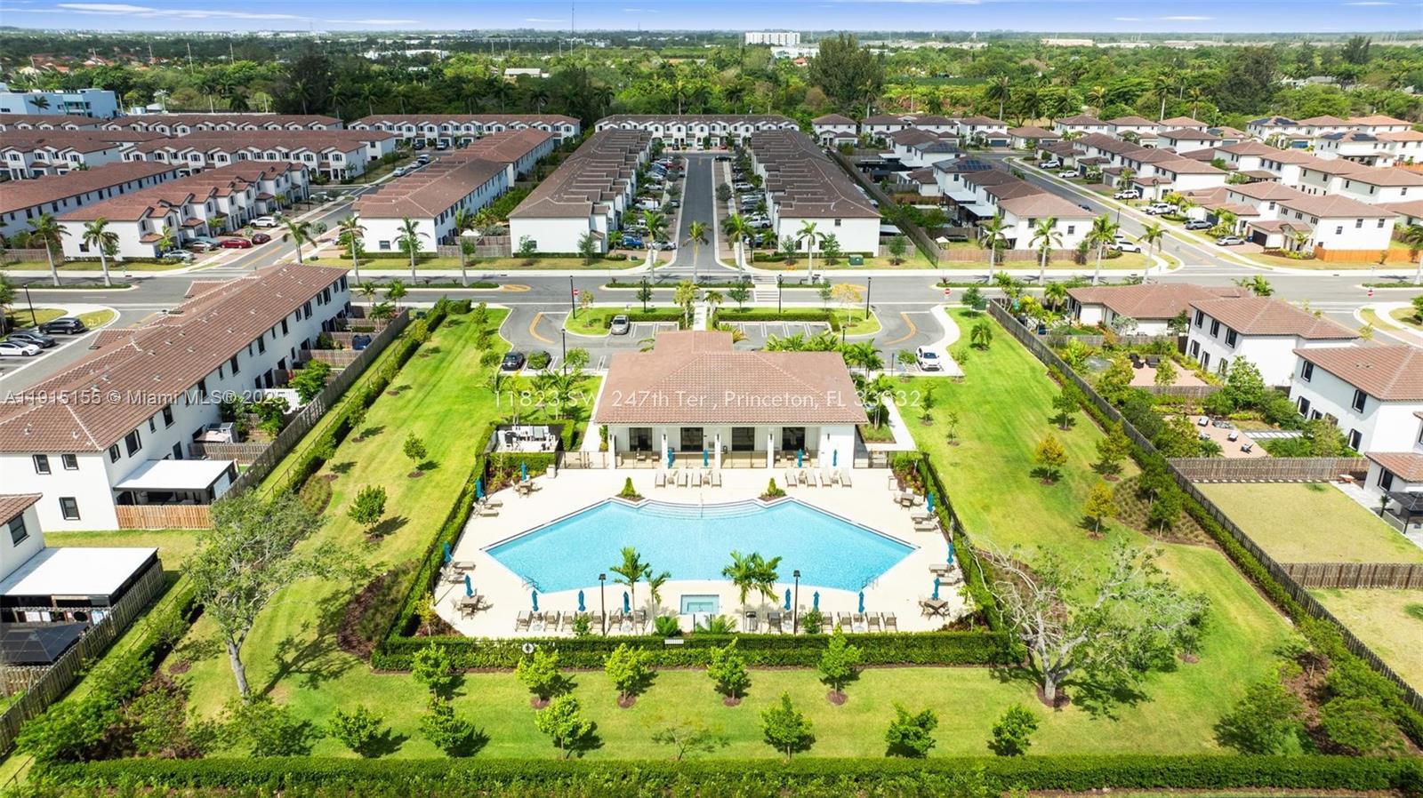 SILVER PALM RESIDENTIAL H - Residential Lease