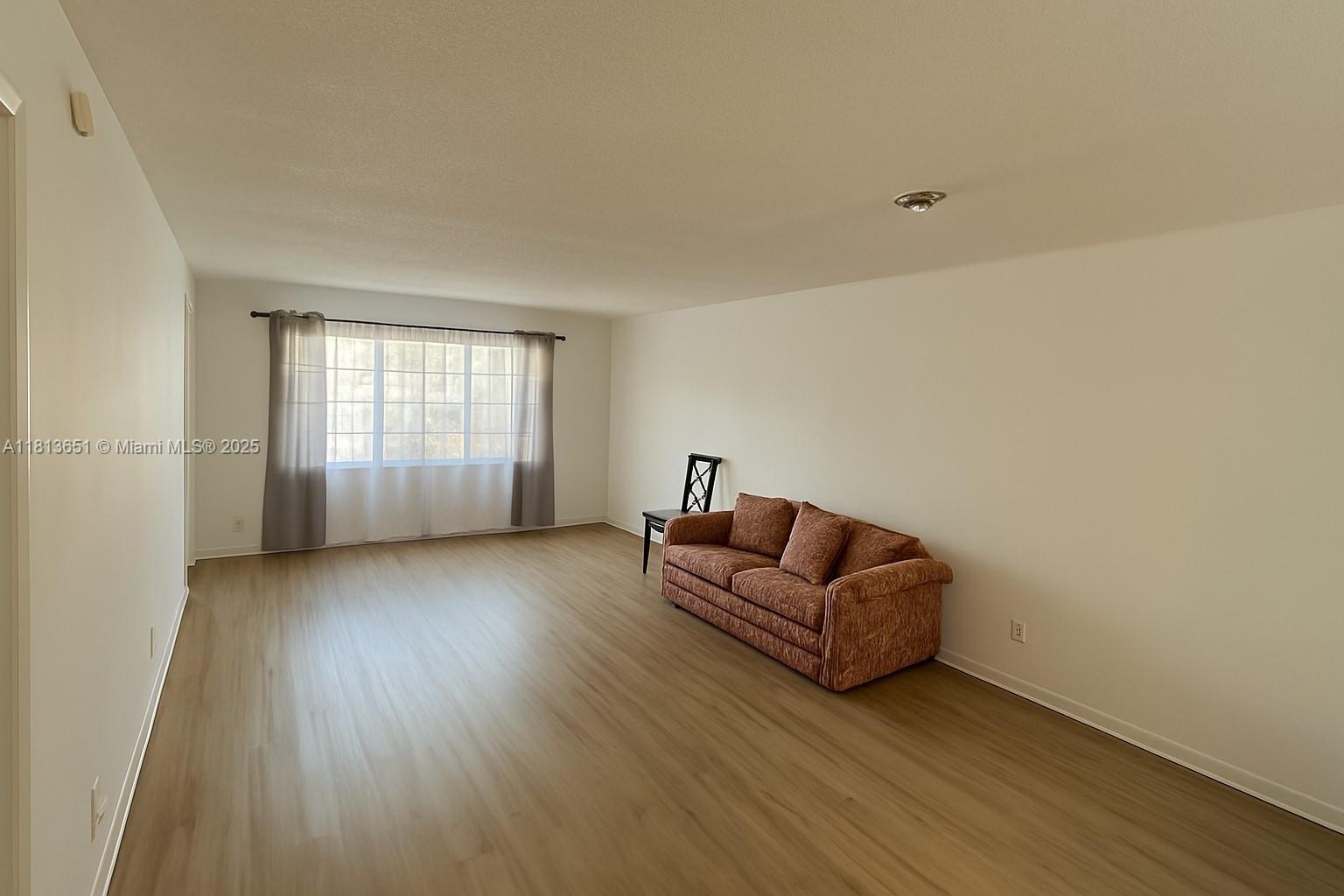 FOURTH GULFSTREAM GARDEN - Residential Lease