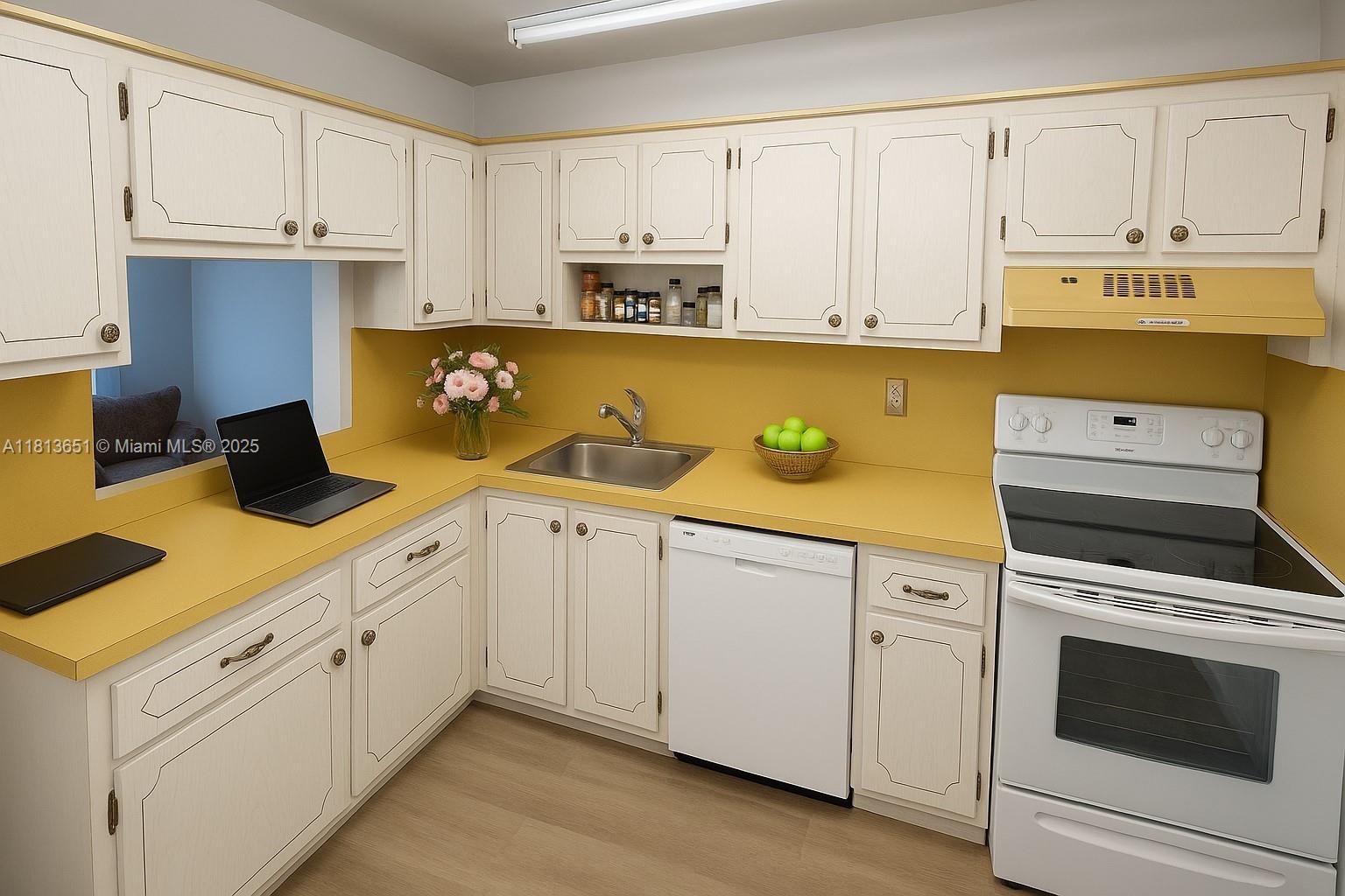 FOURTH GULFSTREAM GARDEN - Residential Lease
