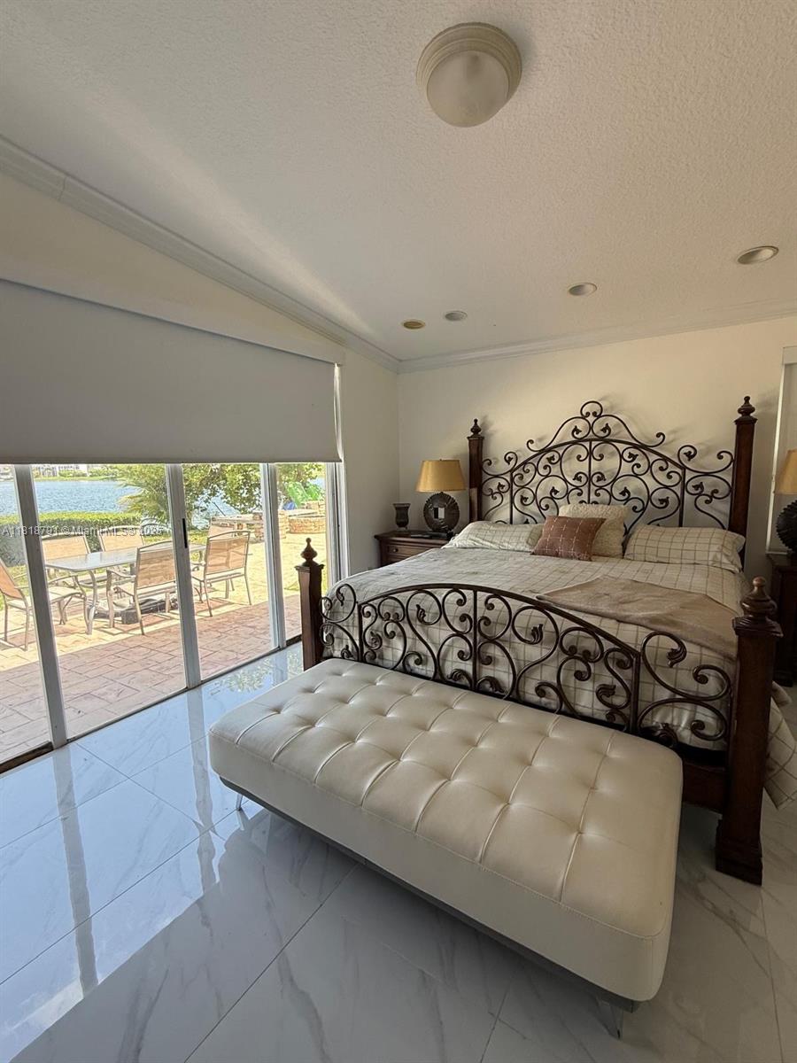 RIVIERA ISLES I - Residential