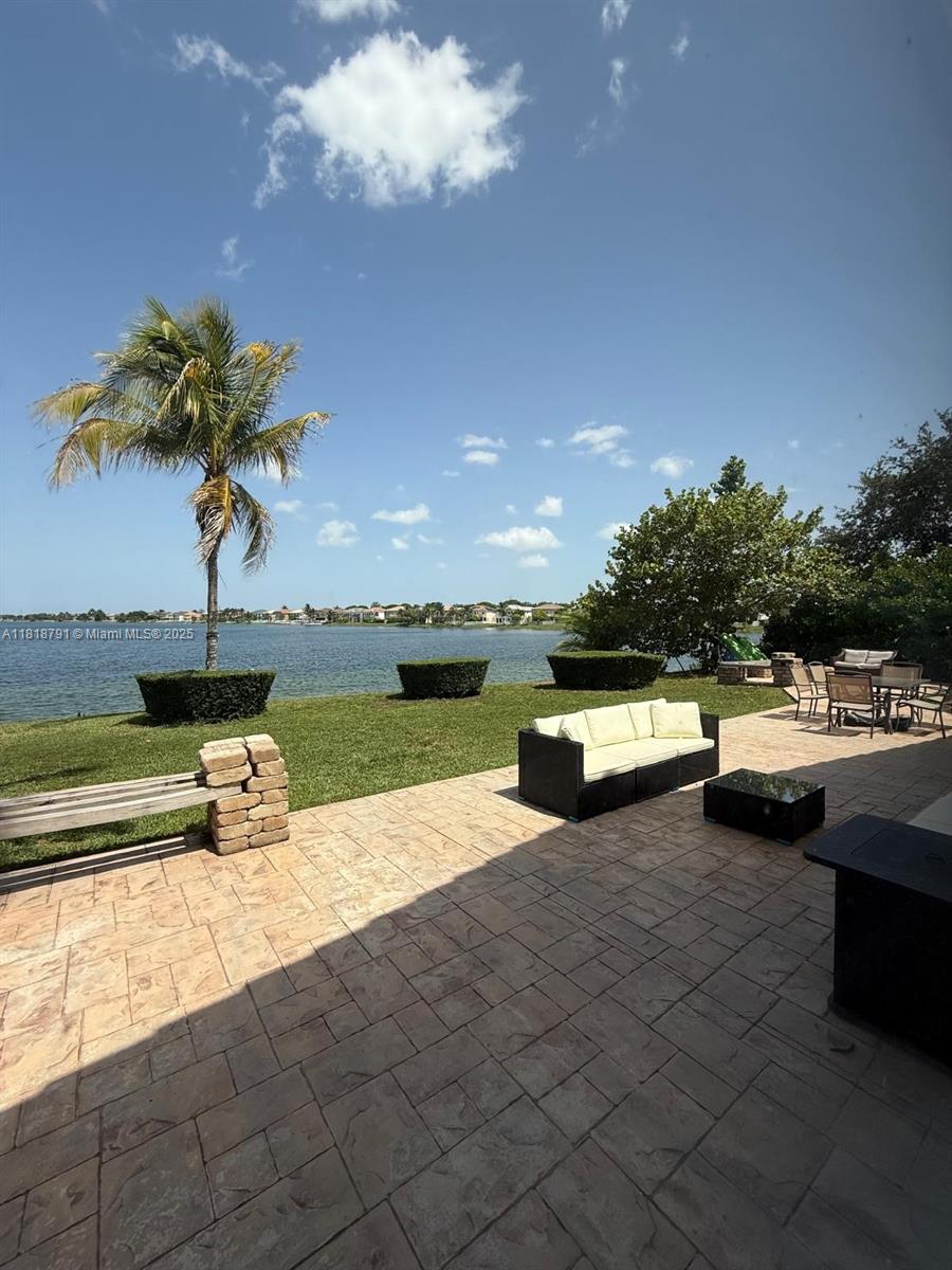 RIVIERA ISLES I - Residential