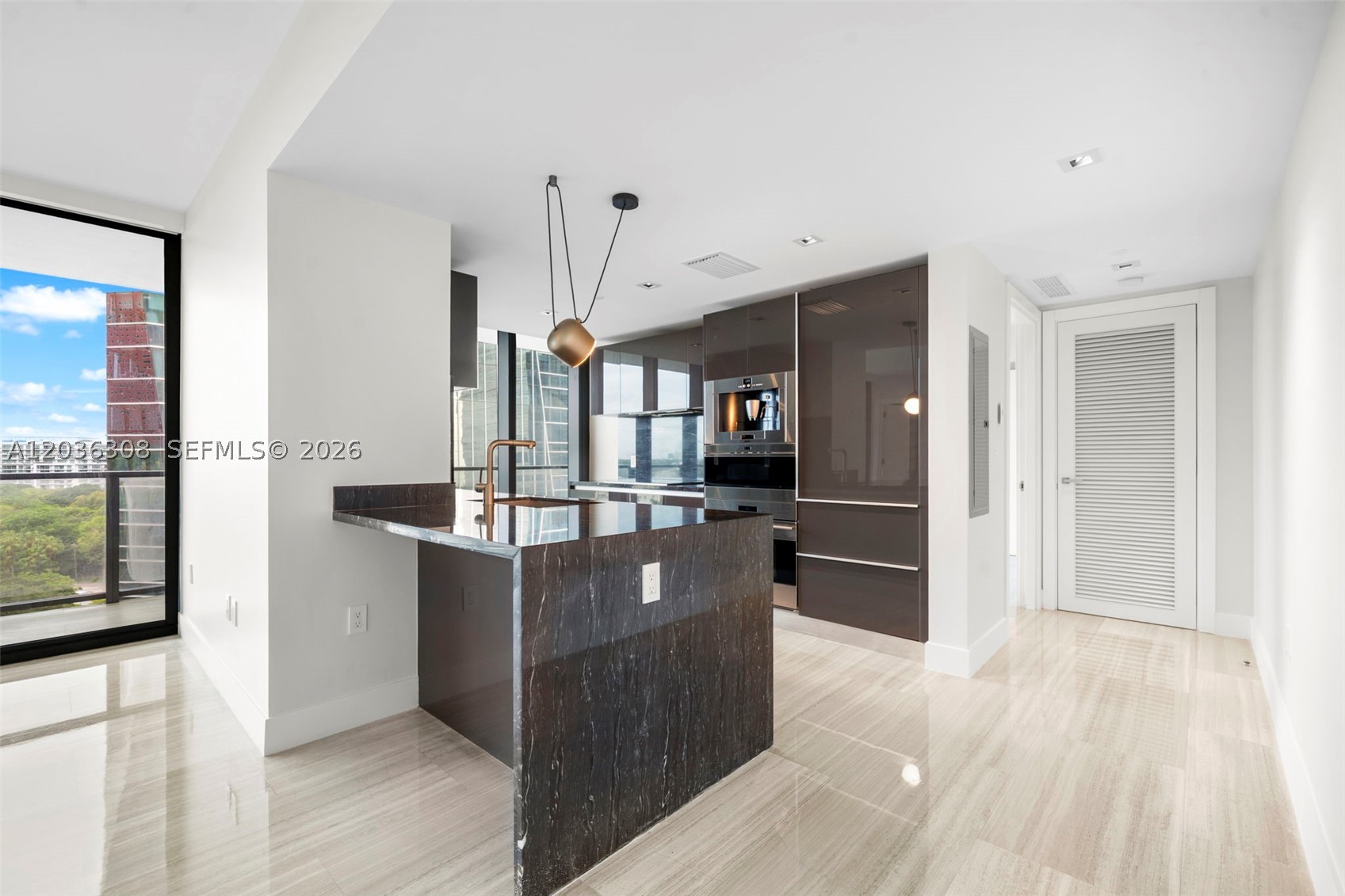 1451 Brickell Ave 1005