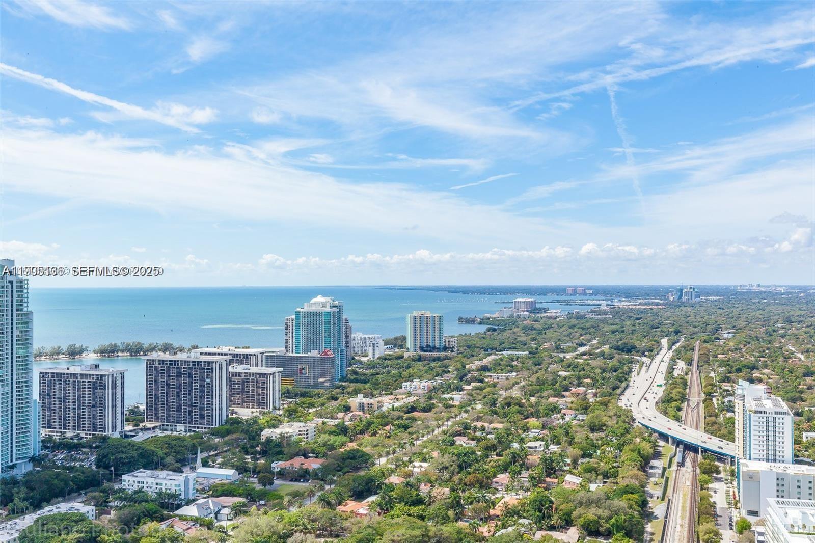 INFINITY AT BRICKELL COND - Residential