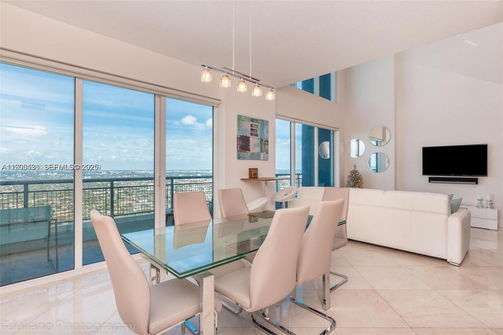 INFINITY AT BRICKELL COND - Residential