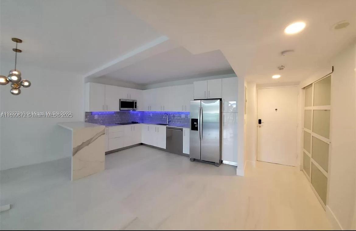 19380 Collins Ave 224