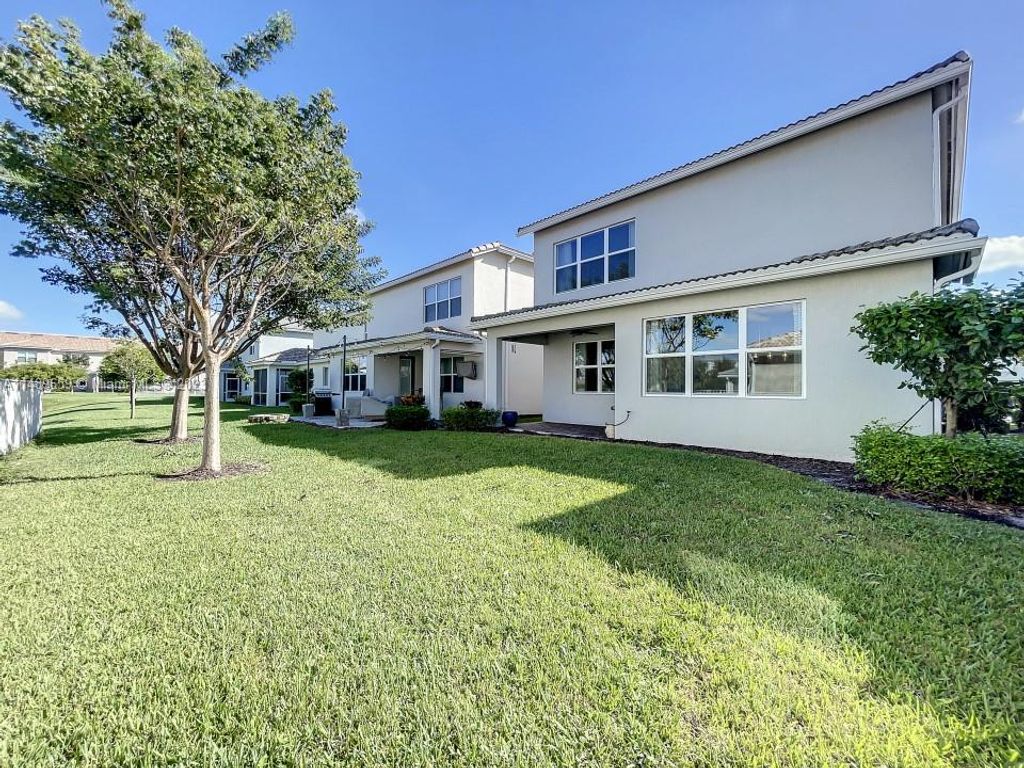 Photo of 4375 Ficus St, Hollywood, FL 33021 (MLS # A11489659)