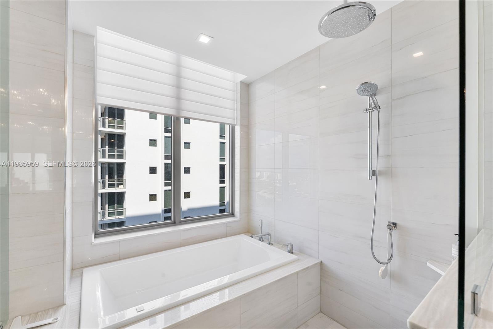 WATER CLUB 3 NORTH PALM B - Residential