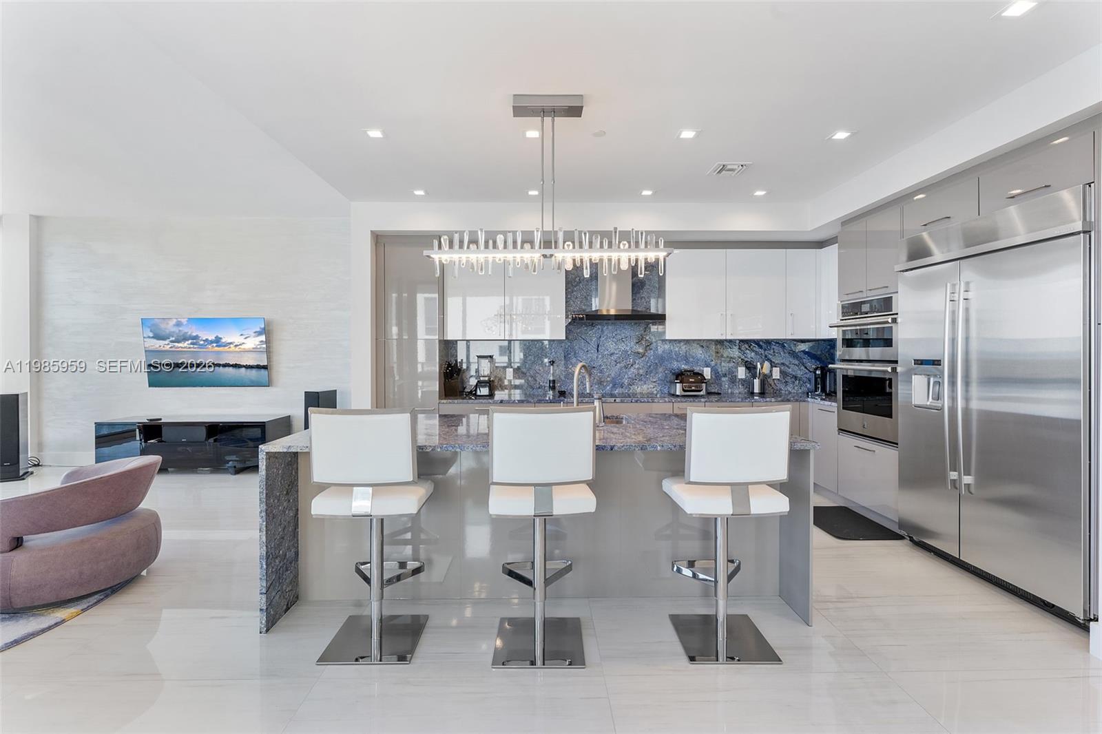 WATER CLUB 3 NORTH PALM B - Residential