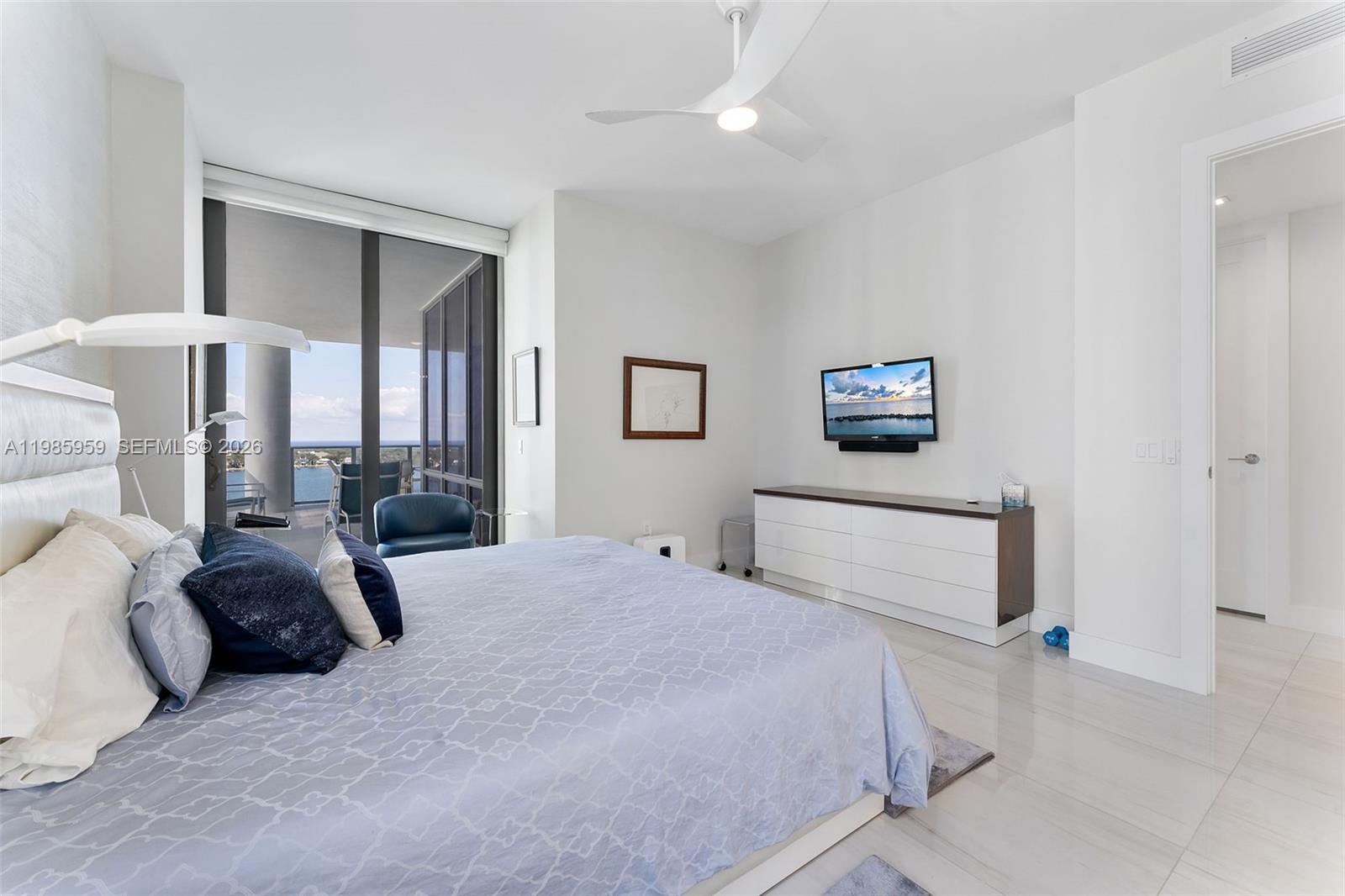 WATER CLUB 3 NORTH PALM B - Residential