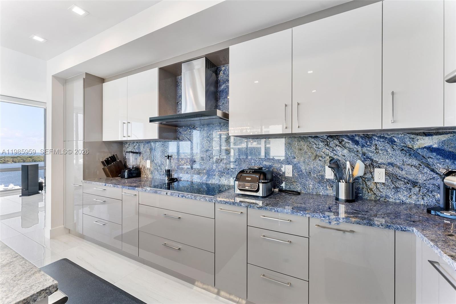 WATER CLUB 3 NORTH PALM B - Residential